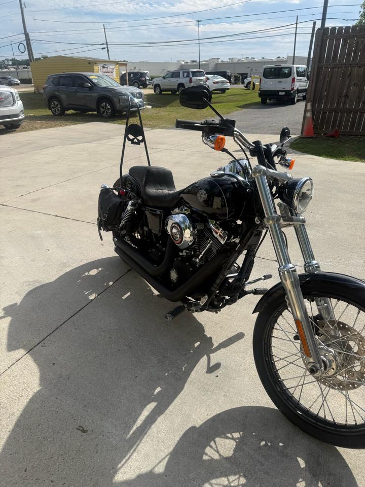 Harley-Davidson Dyna Wide Glide  2011