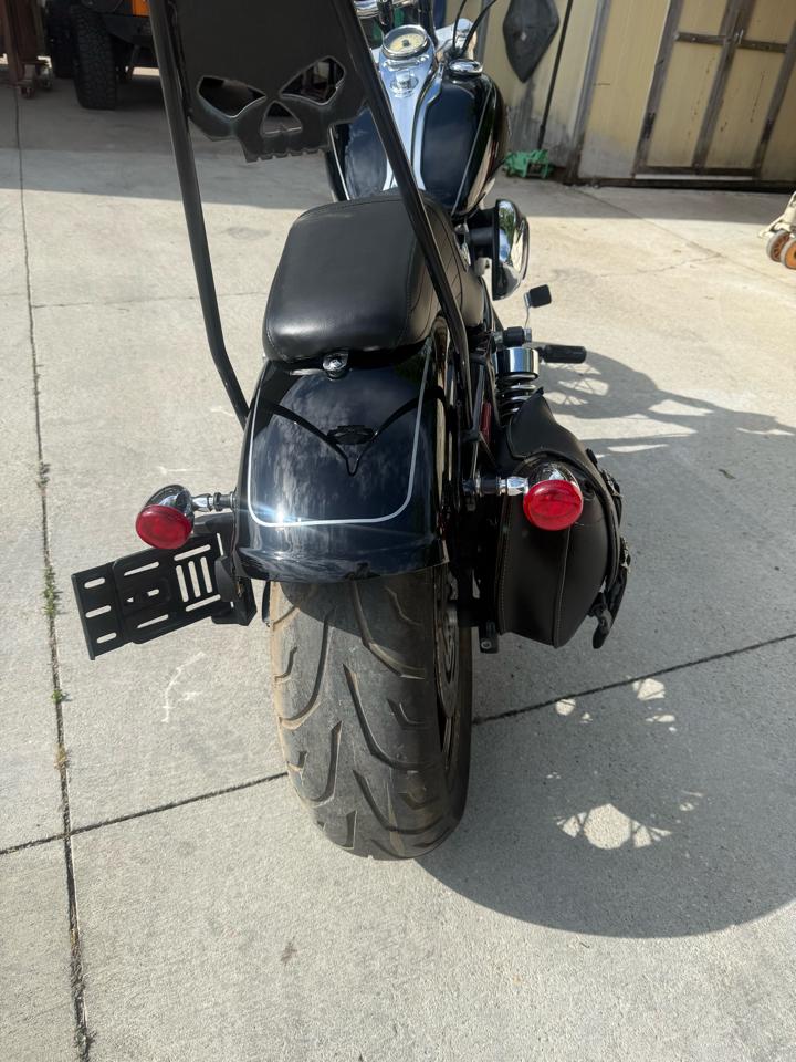 Harley-Davidson Dyna Wide Glide  2011
