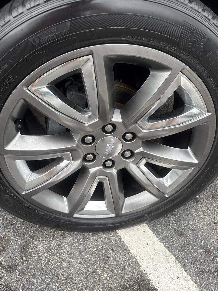 Chevrolet Tahoe 2WD 4dr Premier 2017