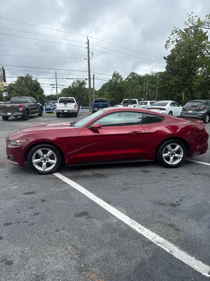 Ford Mustang V6 Fastback 2017