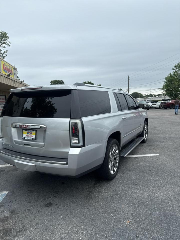 GMC Yukon XL 4WD 4dr Denali 2015