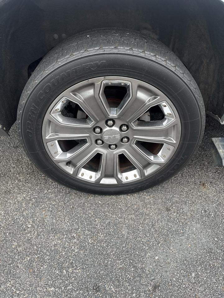 GMC Yukon XL 4WD 4dr Denali 2015