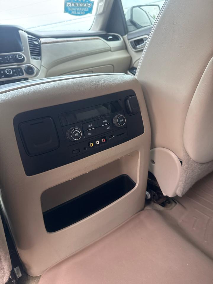 GMC Yukon XL 4WD 4dr Denali 2015