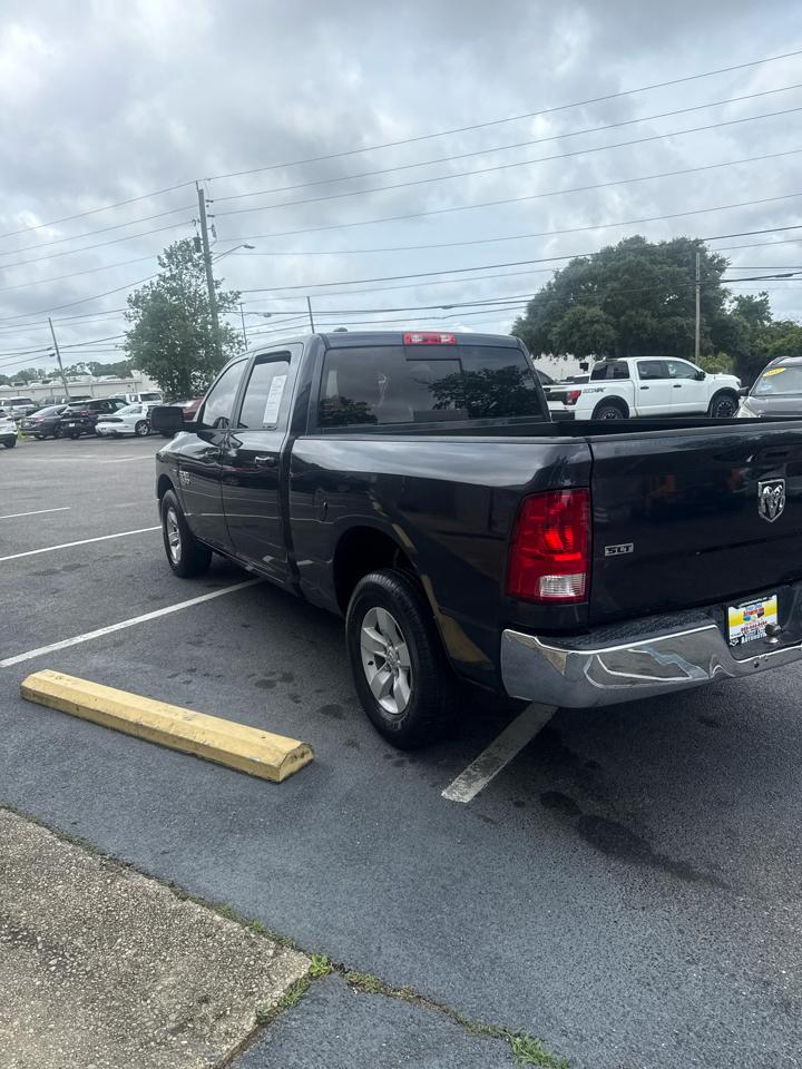 RAM 1500 Classic SLT 4x2 Crew Cab 6'4" Box 2019