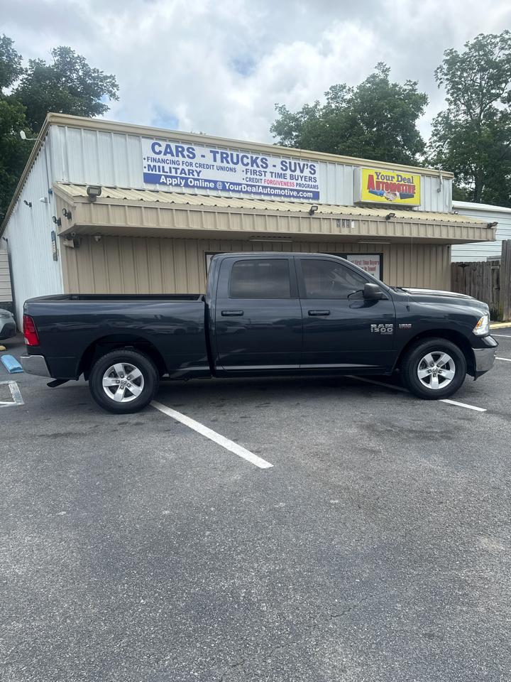 RAM 1500 Classic SLT 4x2 Crew Cab 6'4" Box 2019