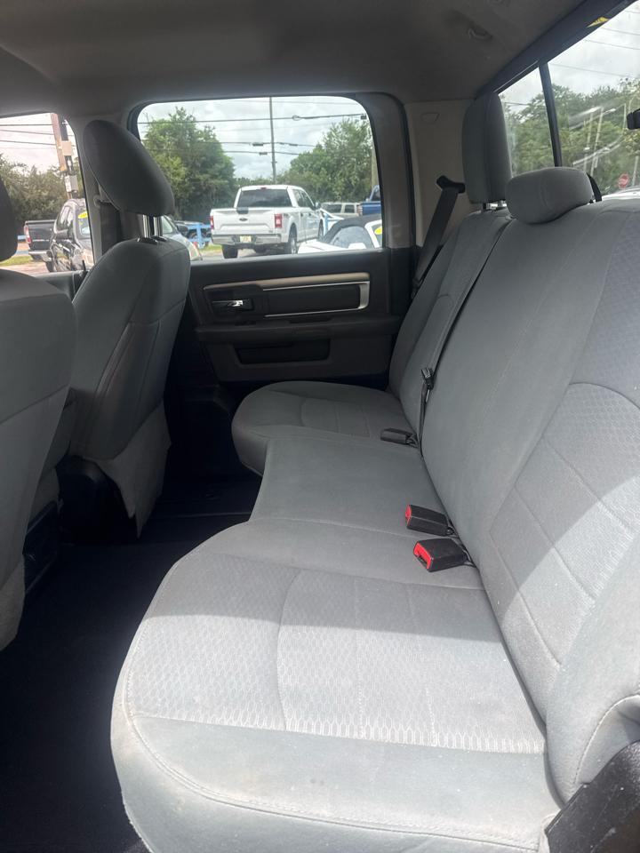 RAM 1500 Classic SLT 4x2 Crew Cab 6'4" Box 2019