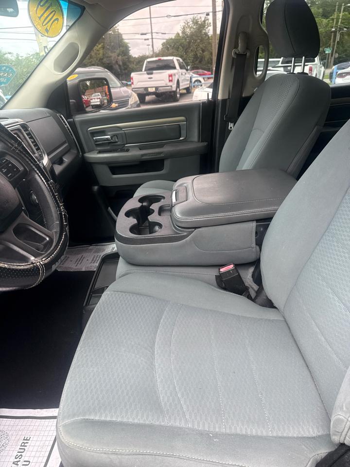 RAM 1500 Classic SLT 4x2 Crew Cab 6'4" Box 2019