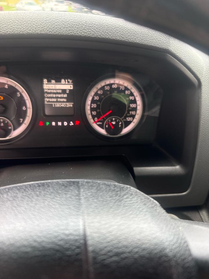 RAM 1500 Classic SLT 4x2 Crew Cab 6'4" Box 2019