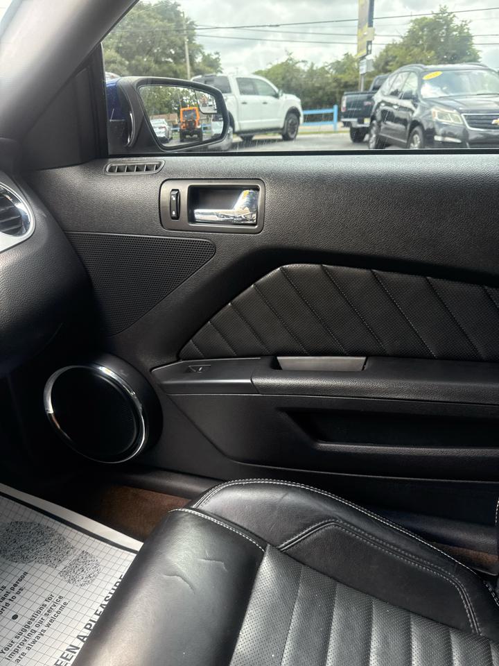 Ford Mustang 2dr Cpe GT 2013