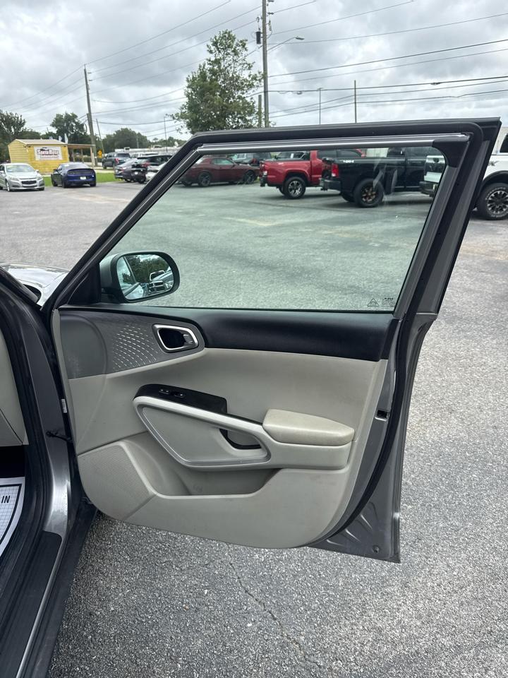 Kia Soul LX IVT 2023