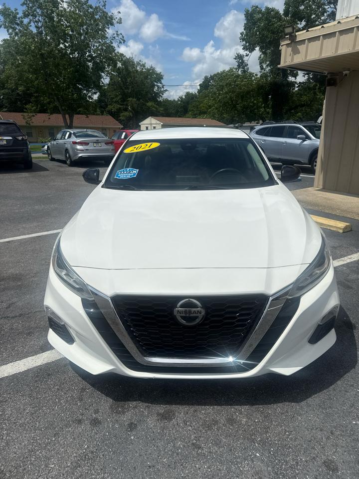 Nissan Altima 2.5 SR Sedan 2021