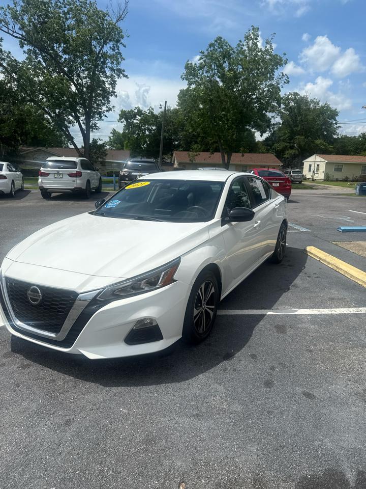 Nissan Altima 2.5 SR Sedan 2021
