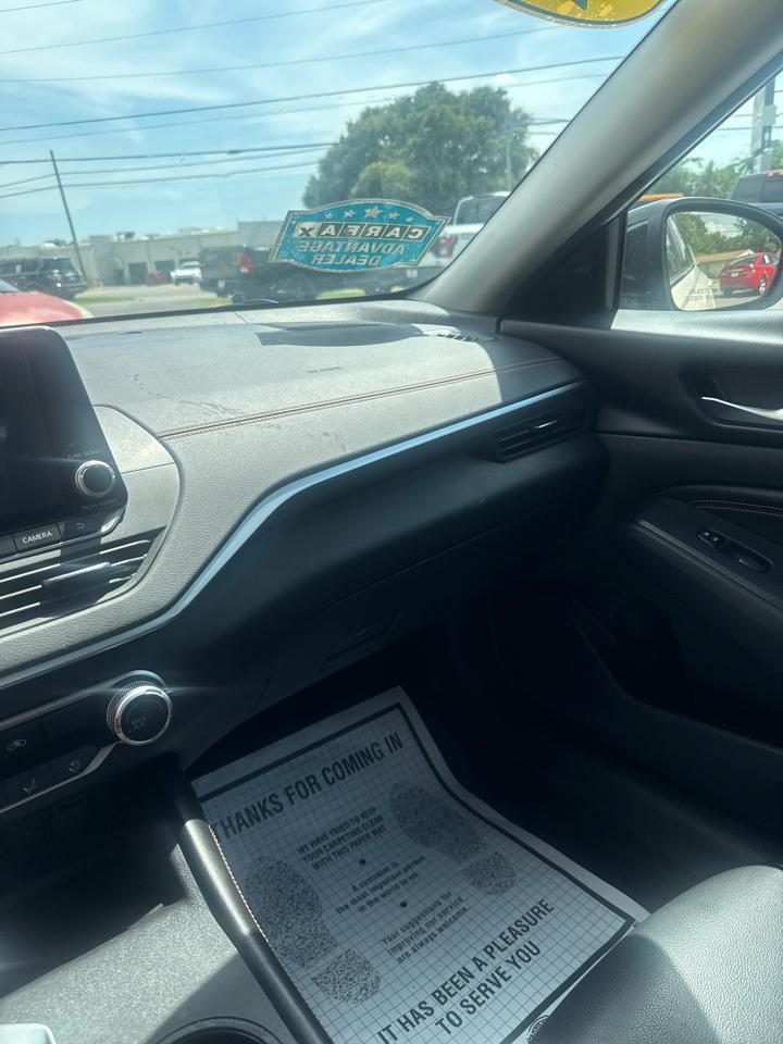 Nissan Altima 2.5 SR Sedan 2021