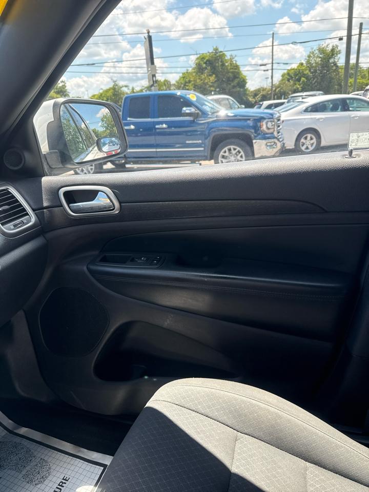 Jeep Grand Cherokee Laredo E 4x2 *Ltd Avail* 2018