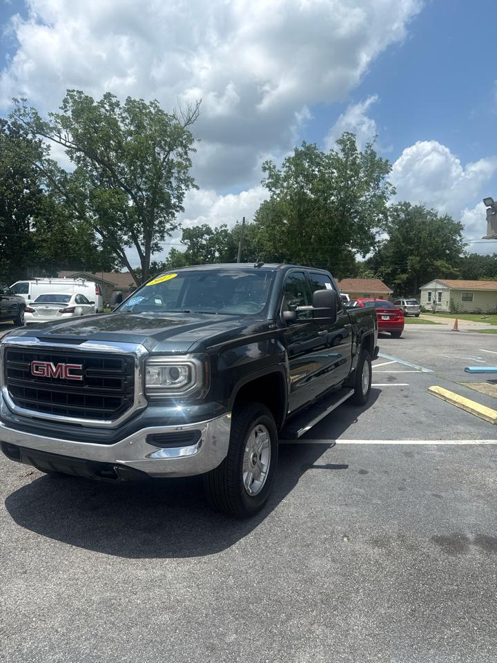 GMC Sierra 1500 4WD Crew Cab 143.5" 2017