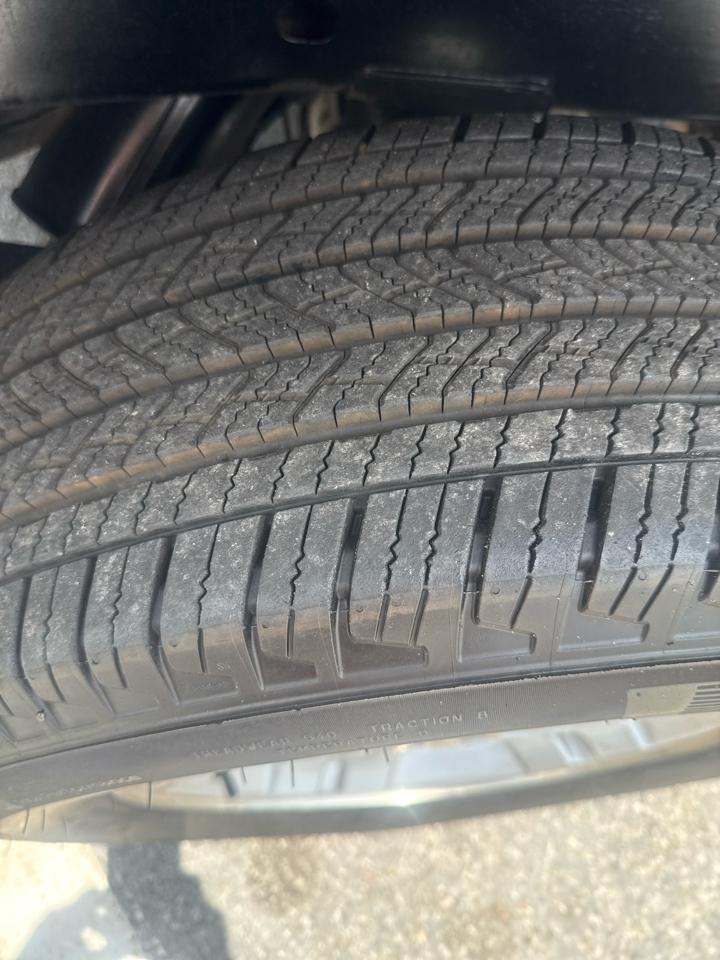 GMC Sierra 1500 4WD Crew Cab 143.5" 2017