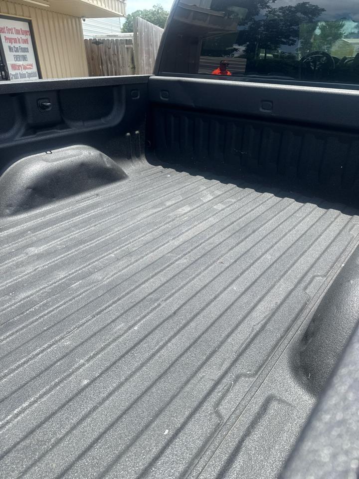 GMC Sierra 1500 4WD Crew Cab 143.5" 2017