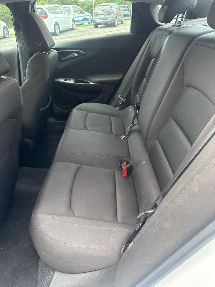 Chevrolet Malibu 4dr Sdn LS w/1FL 2023