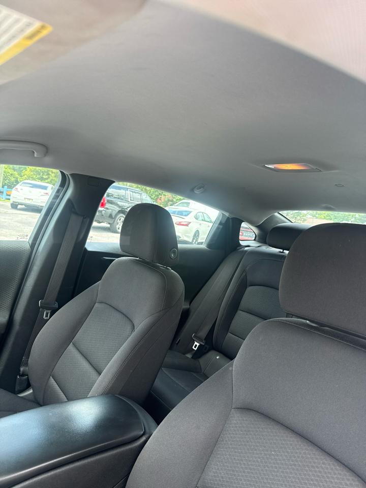 Chevrolet Malibu 4dr Sdn LS w/1FL 2023