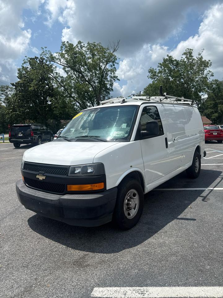 Chevrolet Express Cargo Van RWD 2500 135" 2018