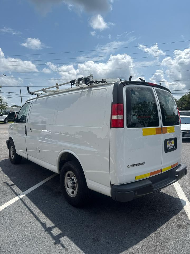 Chevrolet Express Cargo Van RWD 2500 135" 2018