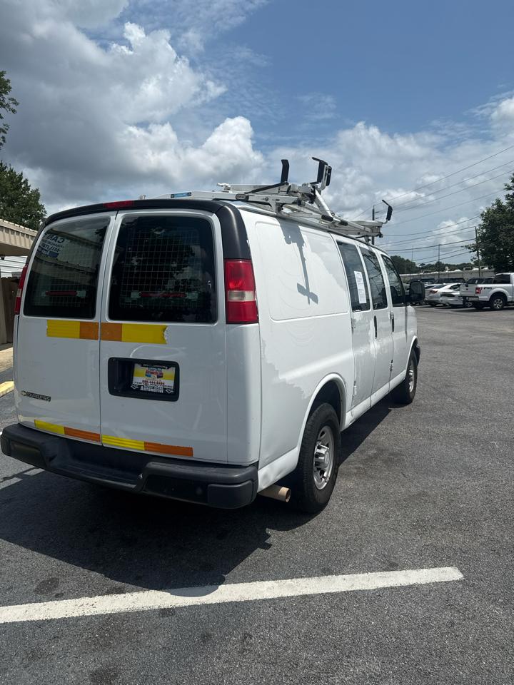 Chevrolet Express Cargo Van RWD 2500 135" 2018