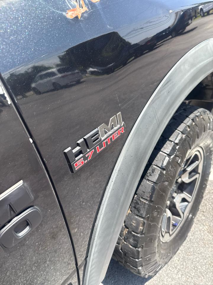 RAM 1500 4WD Crew Cab 140.5" Rebel 2016