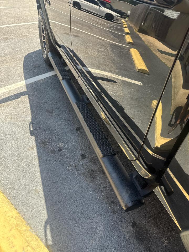 RAM 1500 4WD Crew Cab 140.5" Rebel 2016