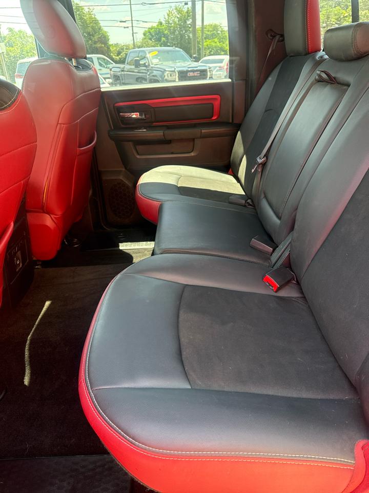 RAM 1500 4WD Crew Cab 140.5" Rebel 2016