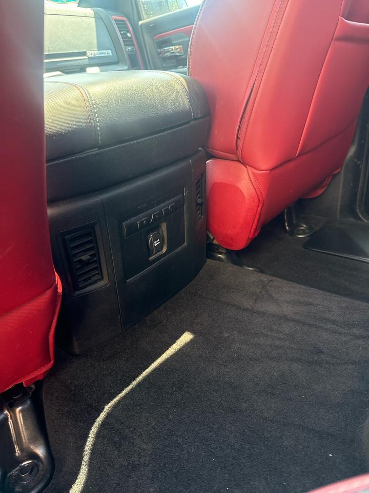 RAM 1500 4WD Crew Cab 140.5" Rebel 2016