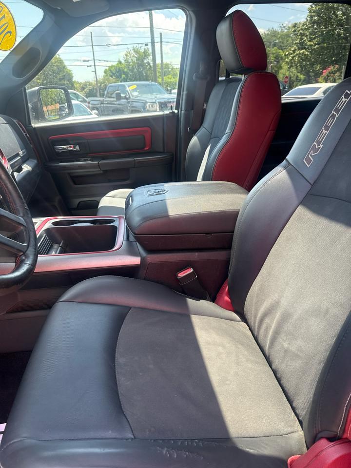 RAM 1500 4WD Crew Cab 140.5" Rebel 2016