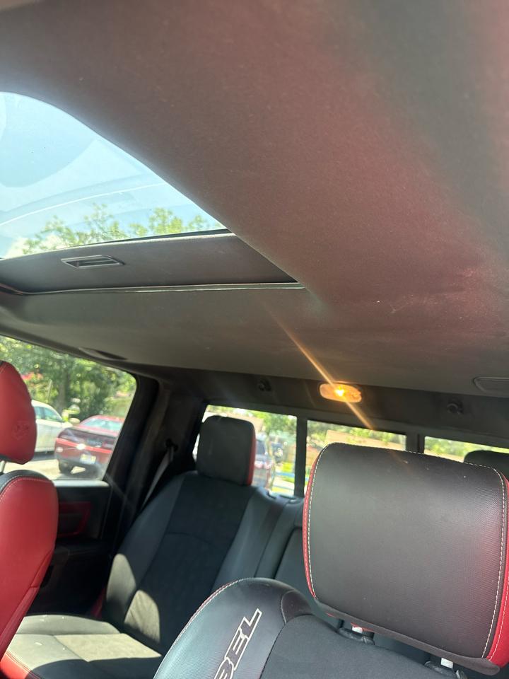 RAM 1500 4WD Crew Cab 140.5" Rebel 2016