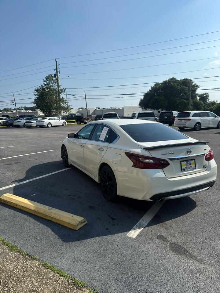 Nissan Altima 2.5 SR Sedan 2017