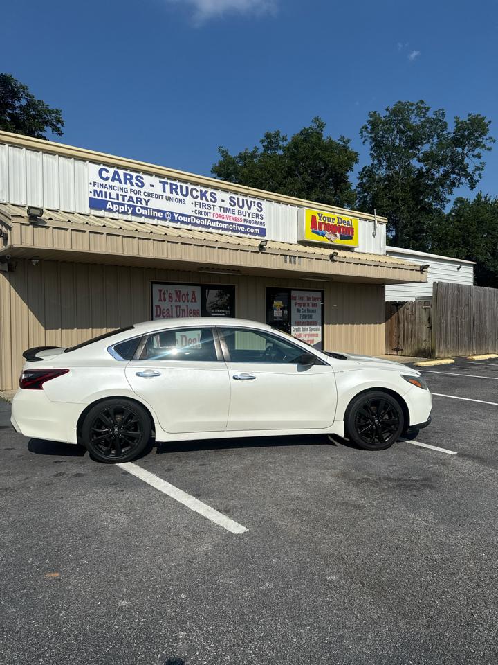 Nissan Altima 2.5 SR Sedan 2017