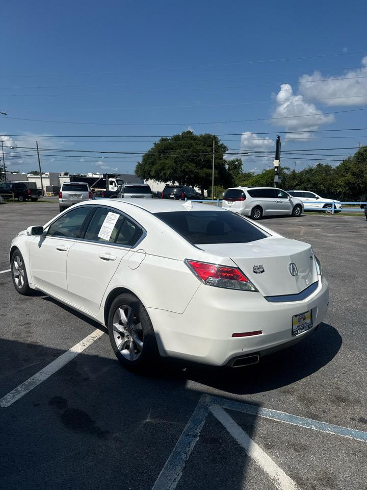 Acura TL 4dr Sdn Auto 2WD 2014