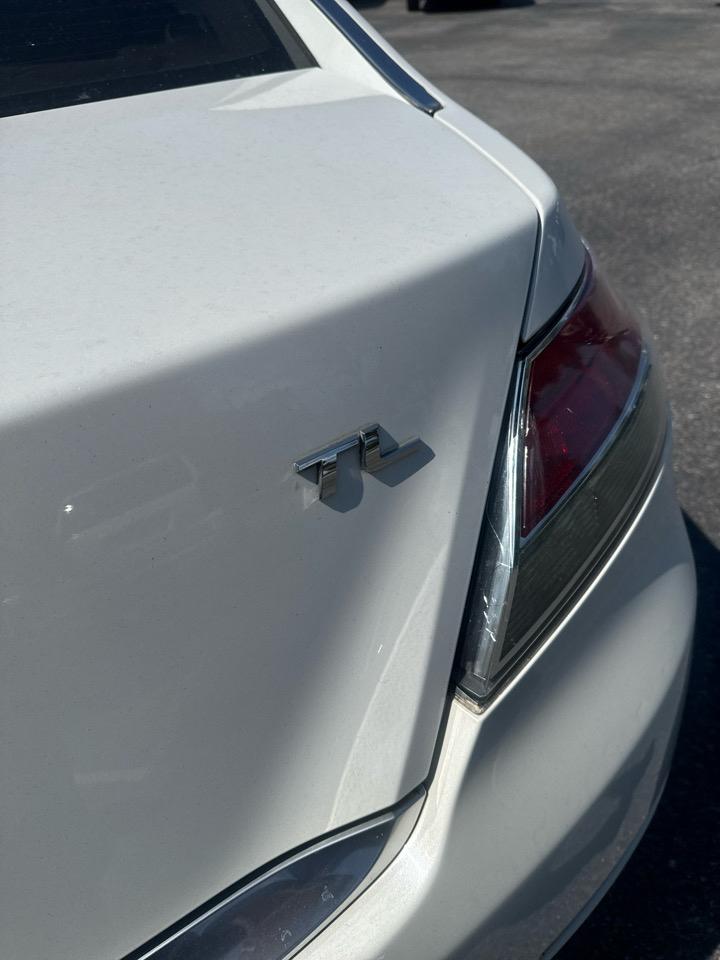 Acura TL 4dr Sdn Auto 2WD 2014