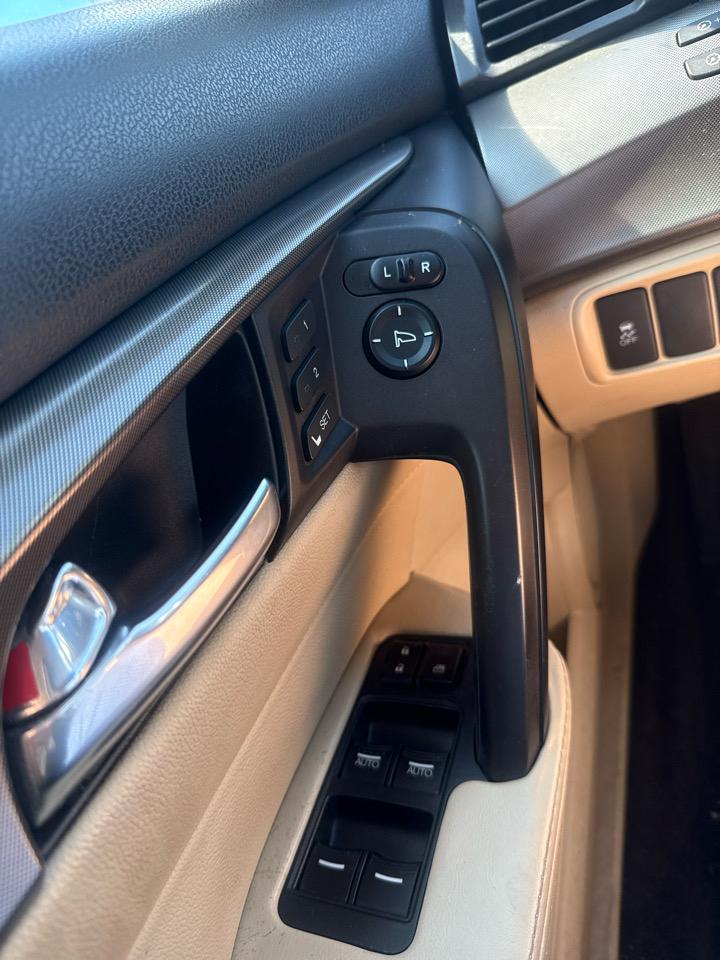 Acura TL 4dr Sdn Auto 2WD 2014