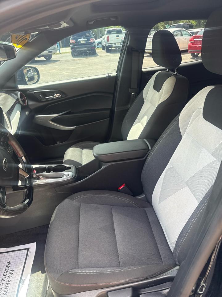 Chevrolet Trax FWD 4dr 1RS 2024