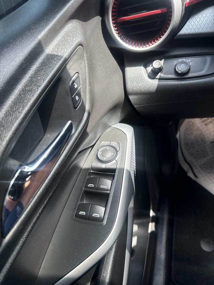 Chevrolet Trax FWD 4dr 1RS 2024