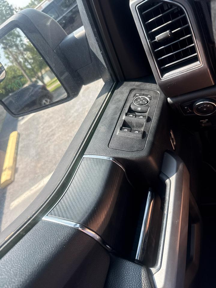 Ford F-150 4WD SuperCrew 139" FX4 2019