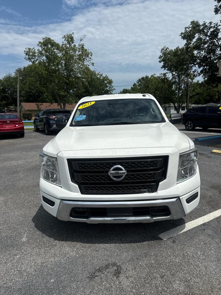 Nissan Titan 4x2 Crew Cab SV 2021