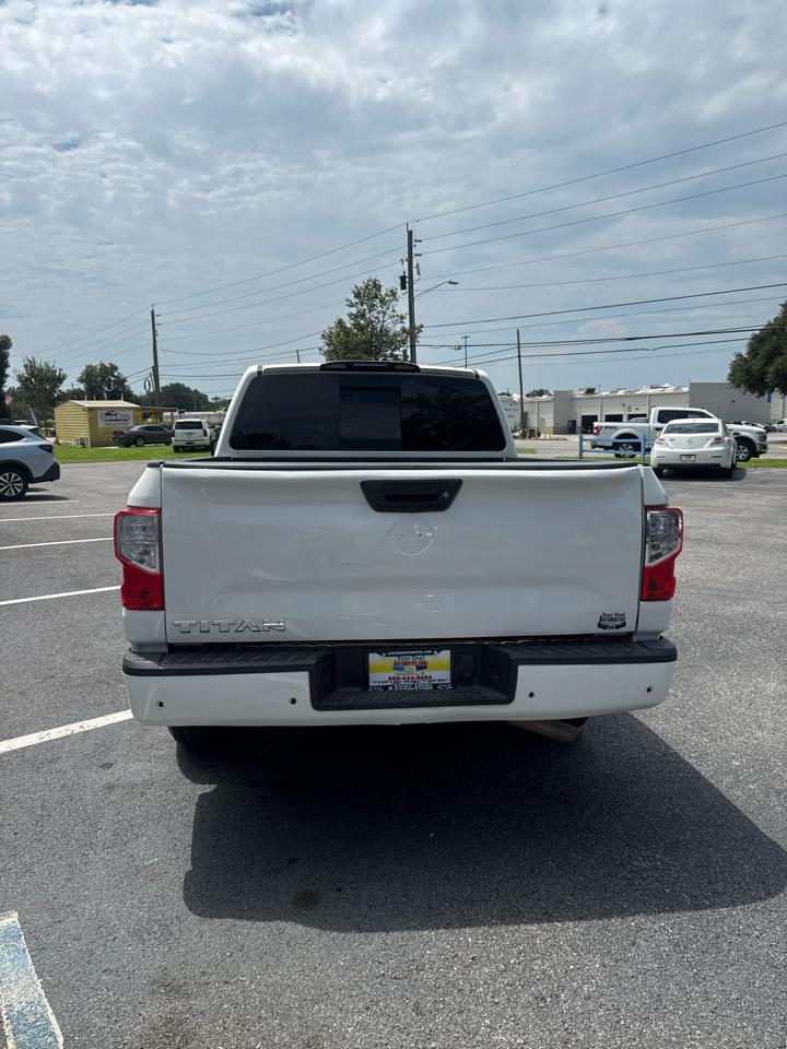 Nissan Titan 4x2 Crew Cab SV 2021