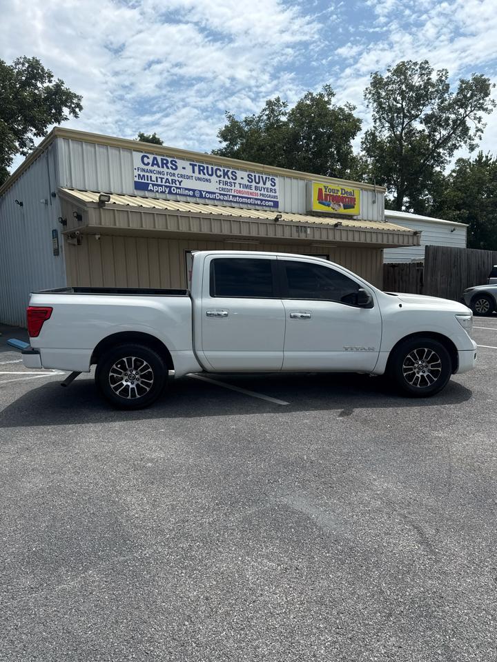 Nissan Titan 4x2 Crew Cab SV 2021