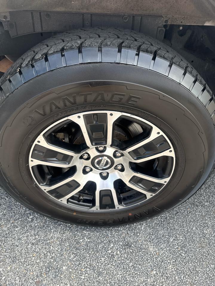 Nissan Titan 4x2 Crew Cab SV 2021