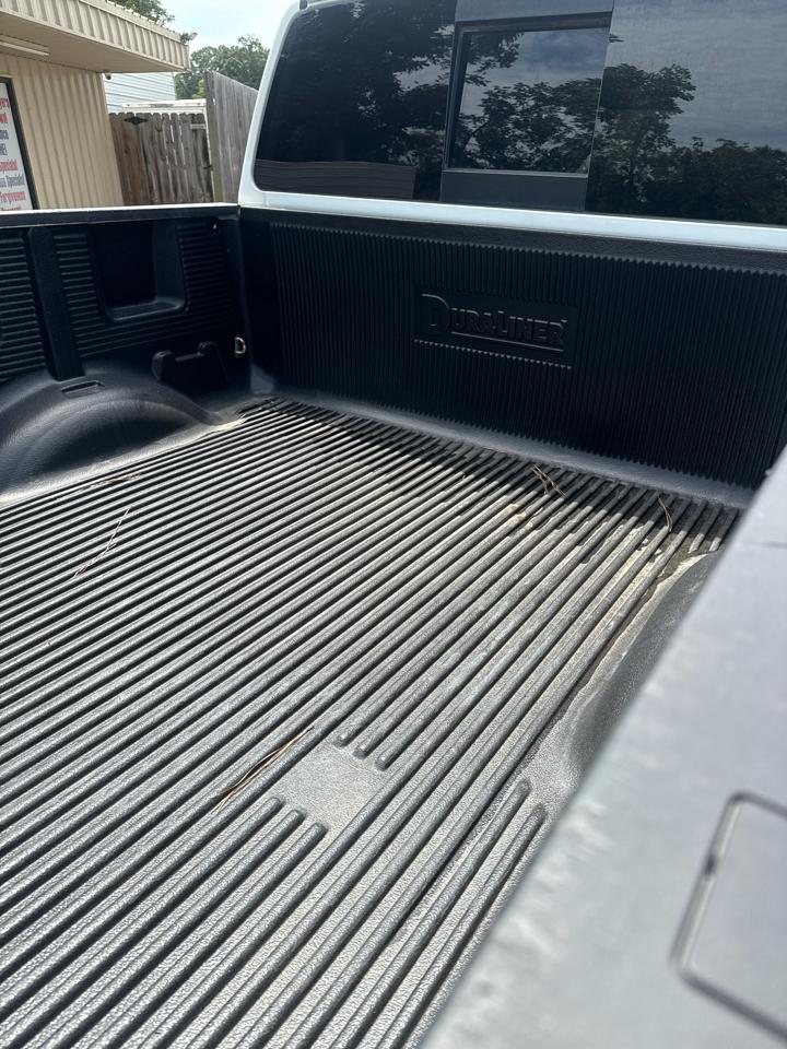 Nissan Titan 4x2 Crew Cab SV 2021