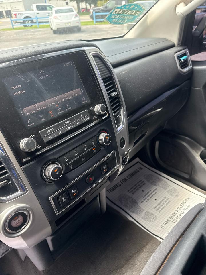 Nissan Titan 4x2 Crew Cab SV 2021