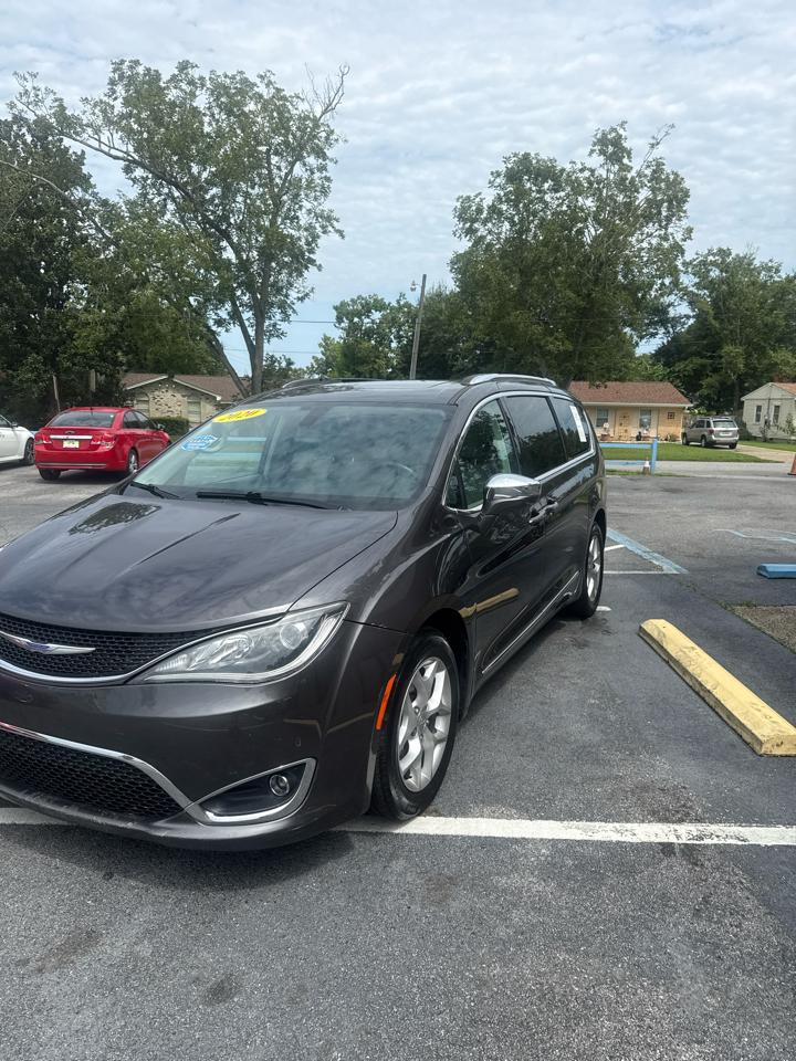 Chrysler Pacifica Limited FWD 2020