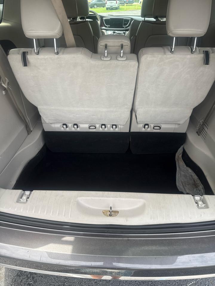 Chrysler Pacifica Limited FWD 2020