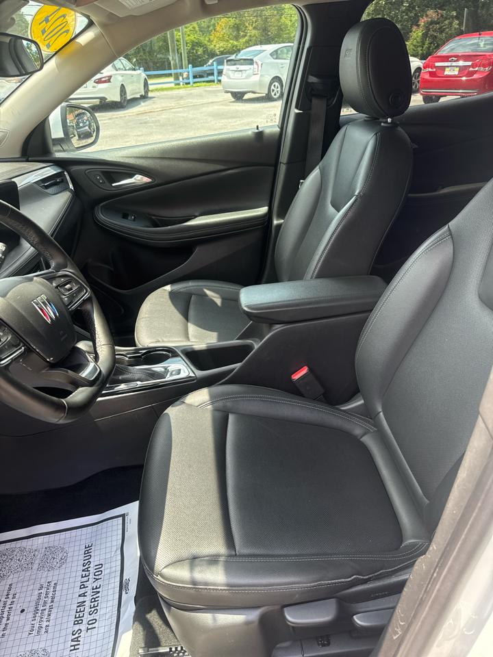 Buick Encore GX FWD 4dr Sport Touring 2024