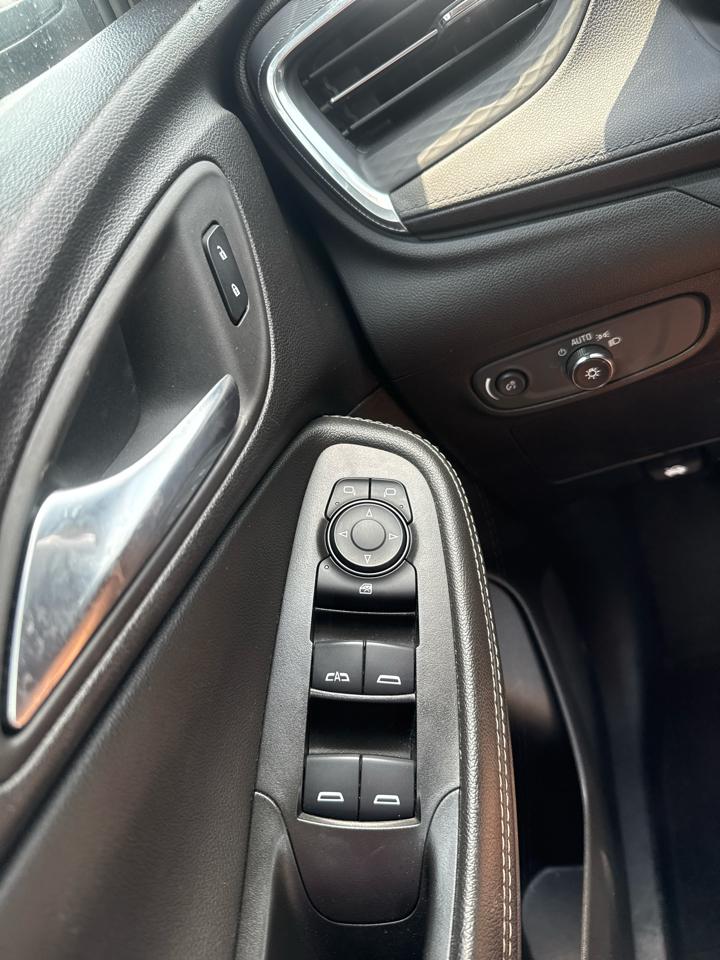 Buick Encore GX FWD 4dr Sport Touring 2024